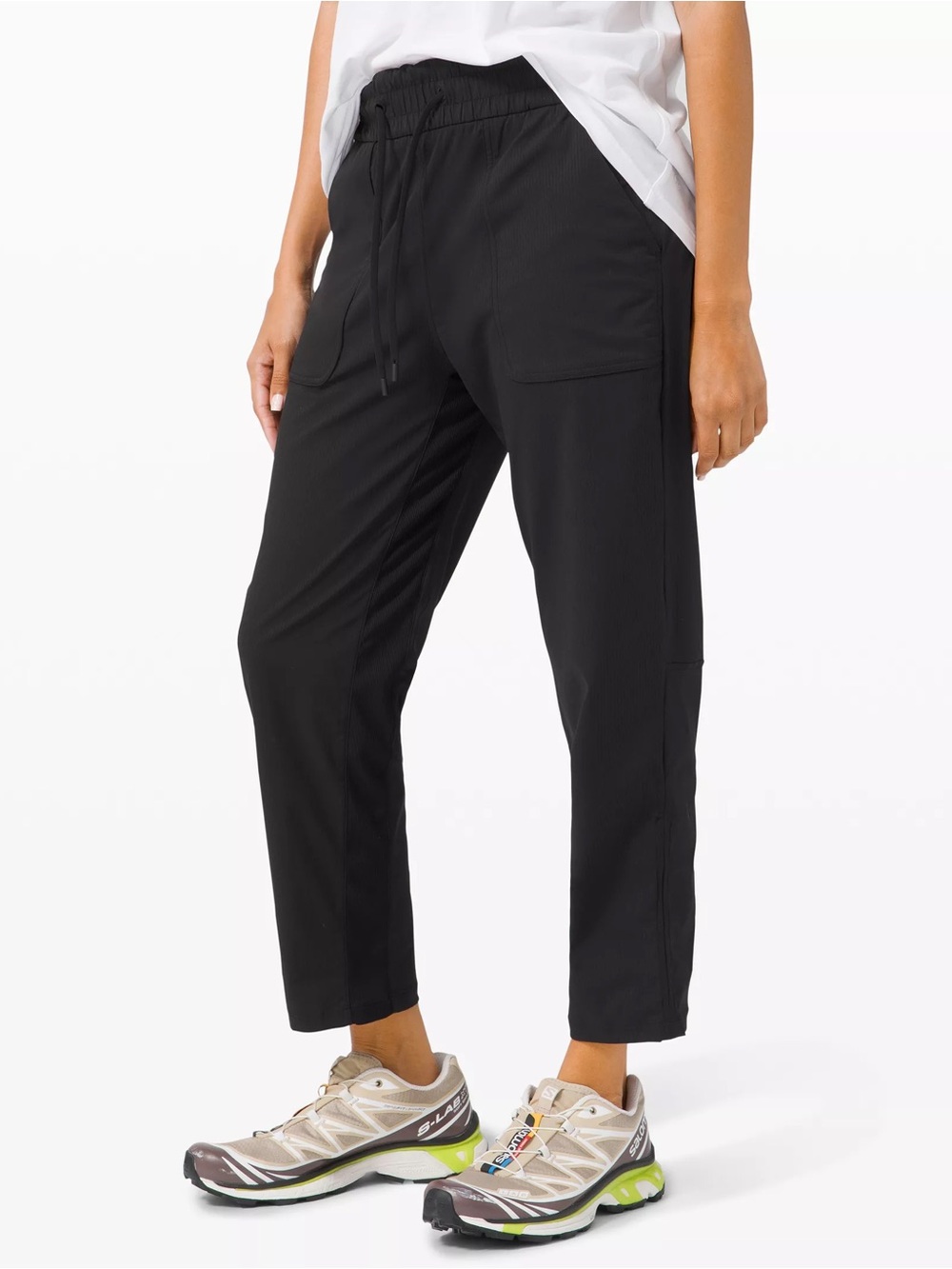 Lululemon BEYOND THE STUDIO CROP IN BLACK